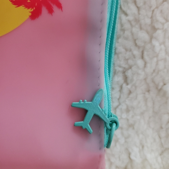 NEW Ipsy July 2020 Glambag Makeup Cosmetics Pouch NWOT - Picture 4 of 8